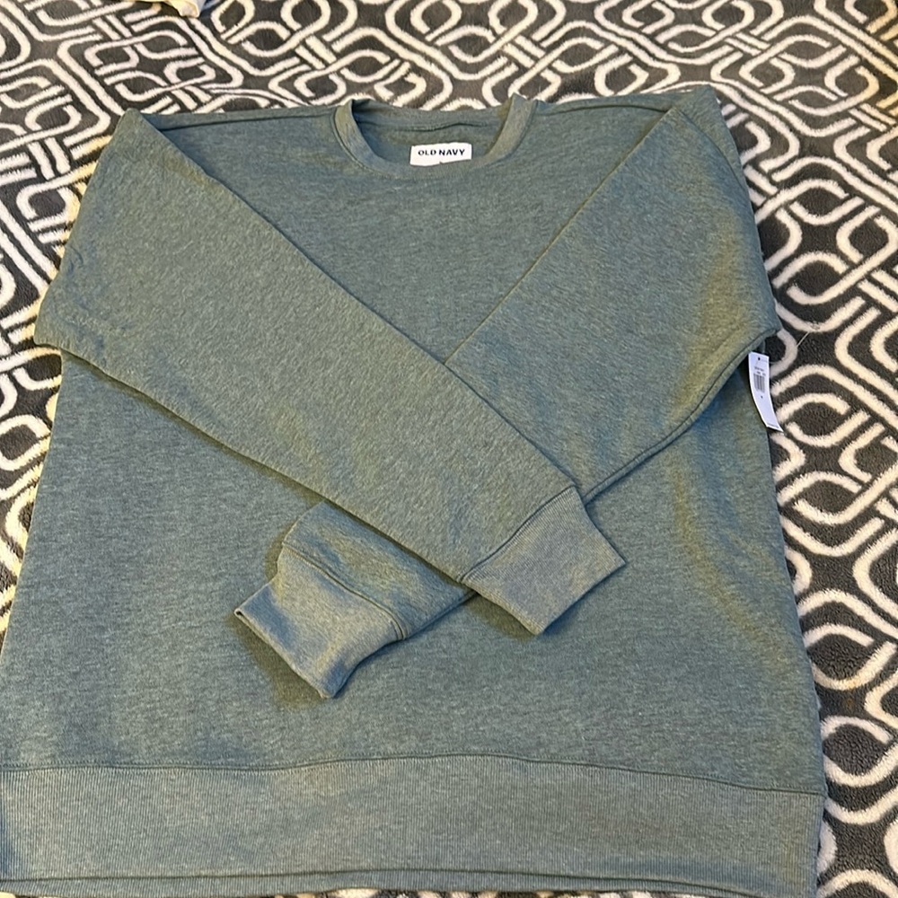 Old Navy Womens Oversized Crewneck Sweater Medium - Picture 1 of 5
